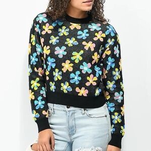 Black and multi-coloured floral sweater #floral #fall 
-aLab
-medium